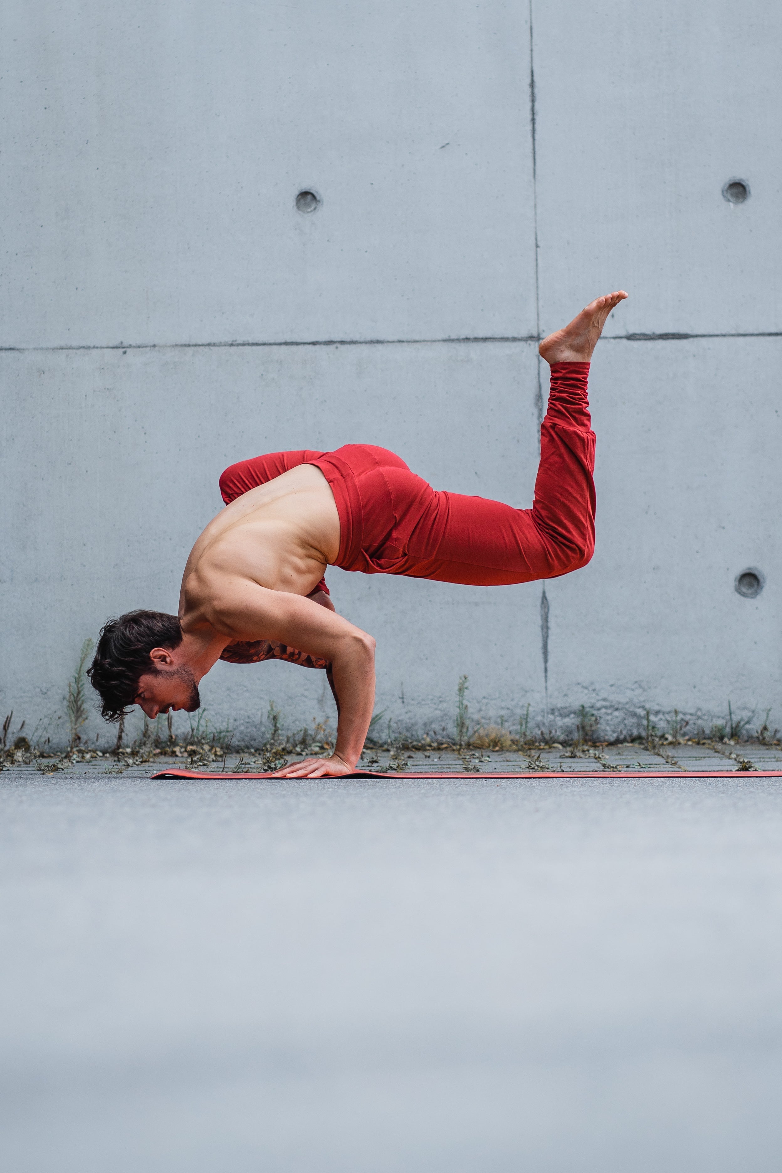 Mahan Men's Yoga Pants — Organic Cotton Yoga Pants for Practice and Everyday Comfort