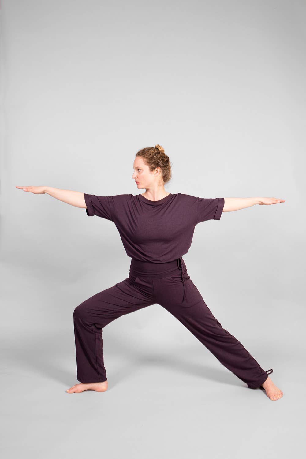 Cosma Loose Fit Shirt — Bamboo & Organic Cotton Yoga Top with Adjustable Hem Ribbon