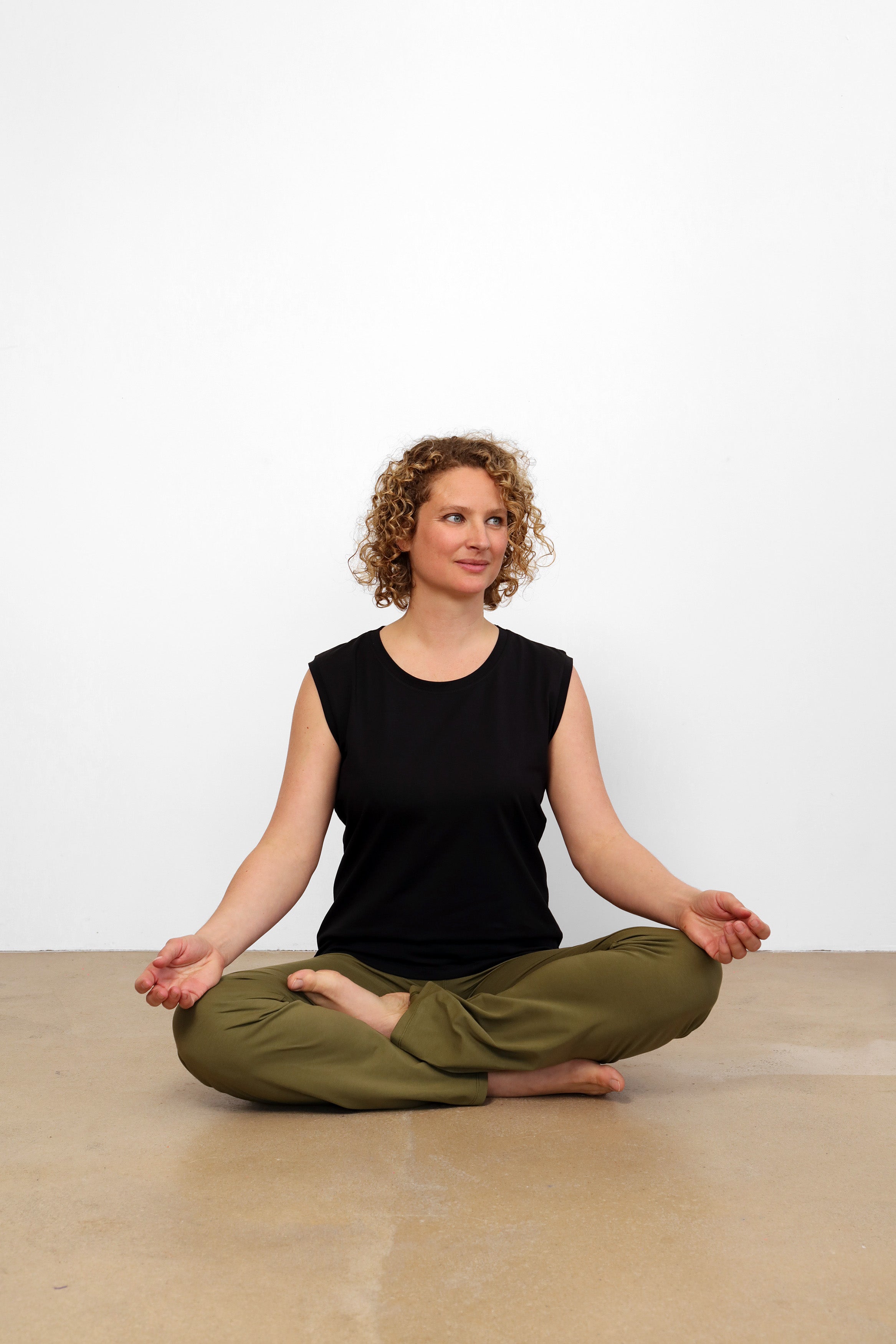 Maia Tank Top — Close-Fit Mercerized Organic Cotton Sleeveless Yoga Tank with Higher Neckline