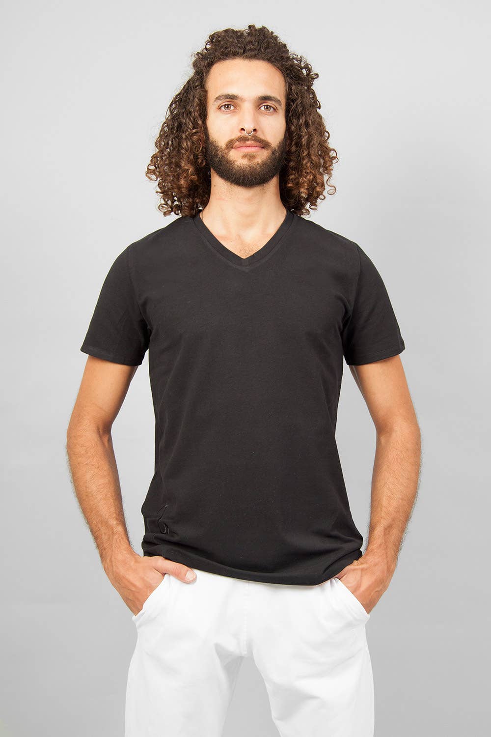 Sadhak Men's Yoga T-shirt — Close-Fit Organic Cotton Yoga T-shirt with V-neck