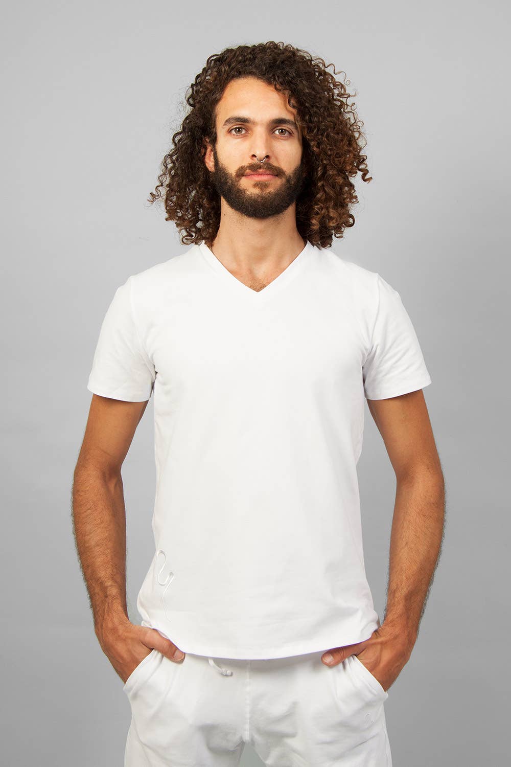 Sadhak Men's Yoga T-shirt — Close-Fit Organic Cotton Yoga T-shirt with V-neck