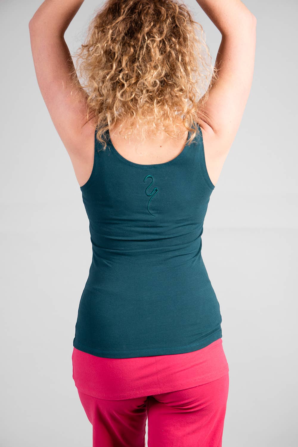 Sohang Yoga Top — Close-Fit Organic Cotton Longline Top