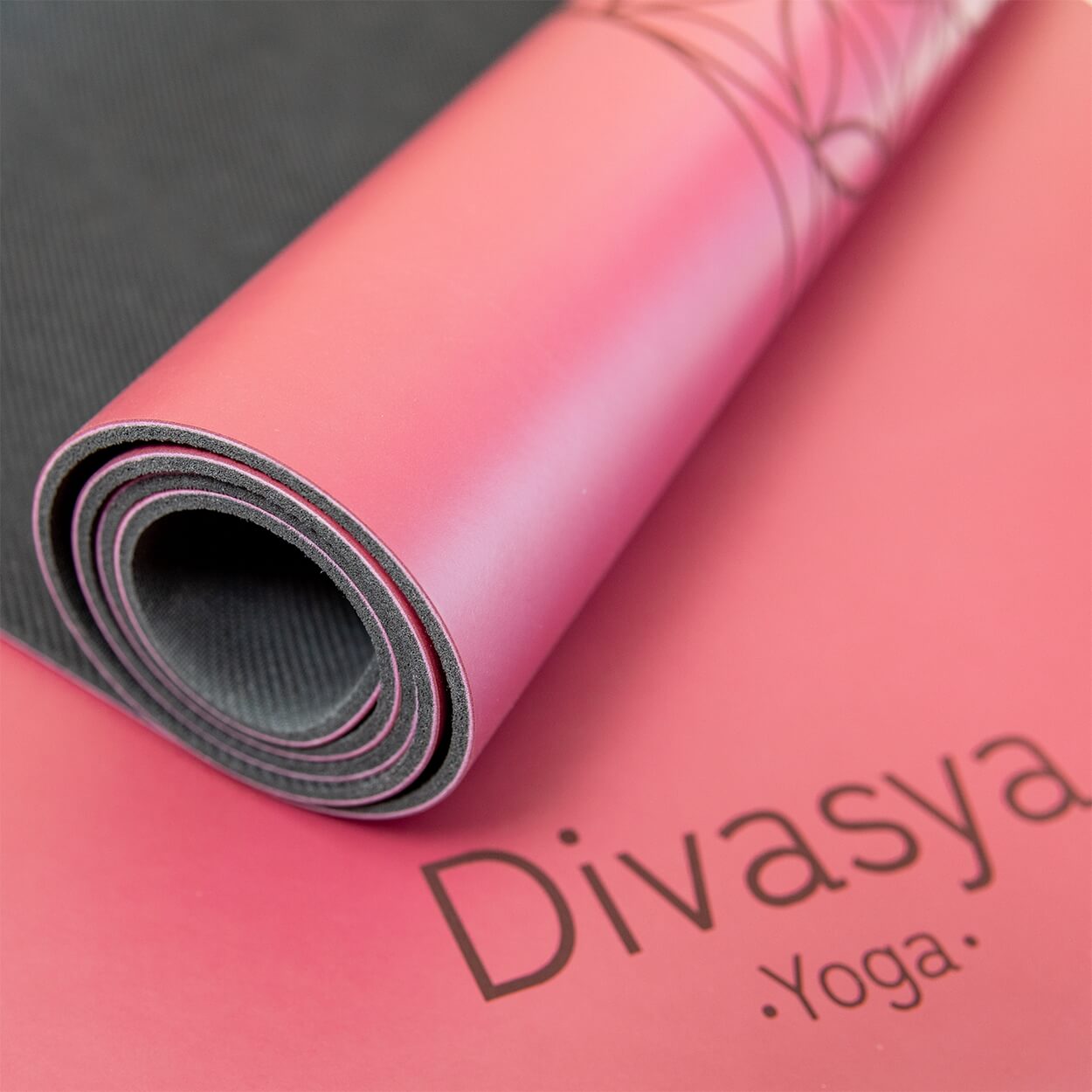 Yogamatte rutschfest: japanischer Grip für perfekten Halt