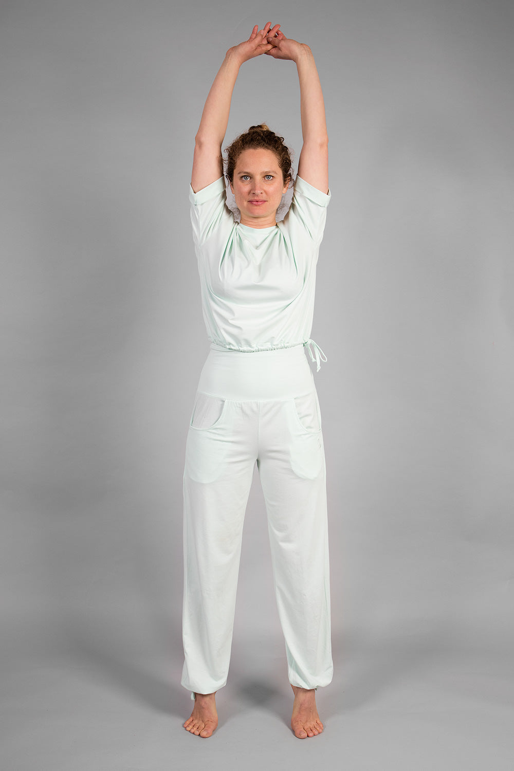 Cosma Loose Fit Shirt — Bamboo & Organic Cotton Yoga Top with Adjustable Hem Ribbon