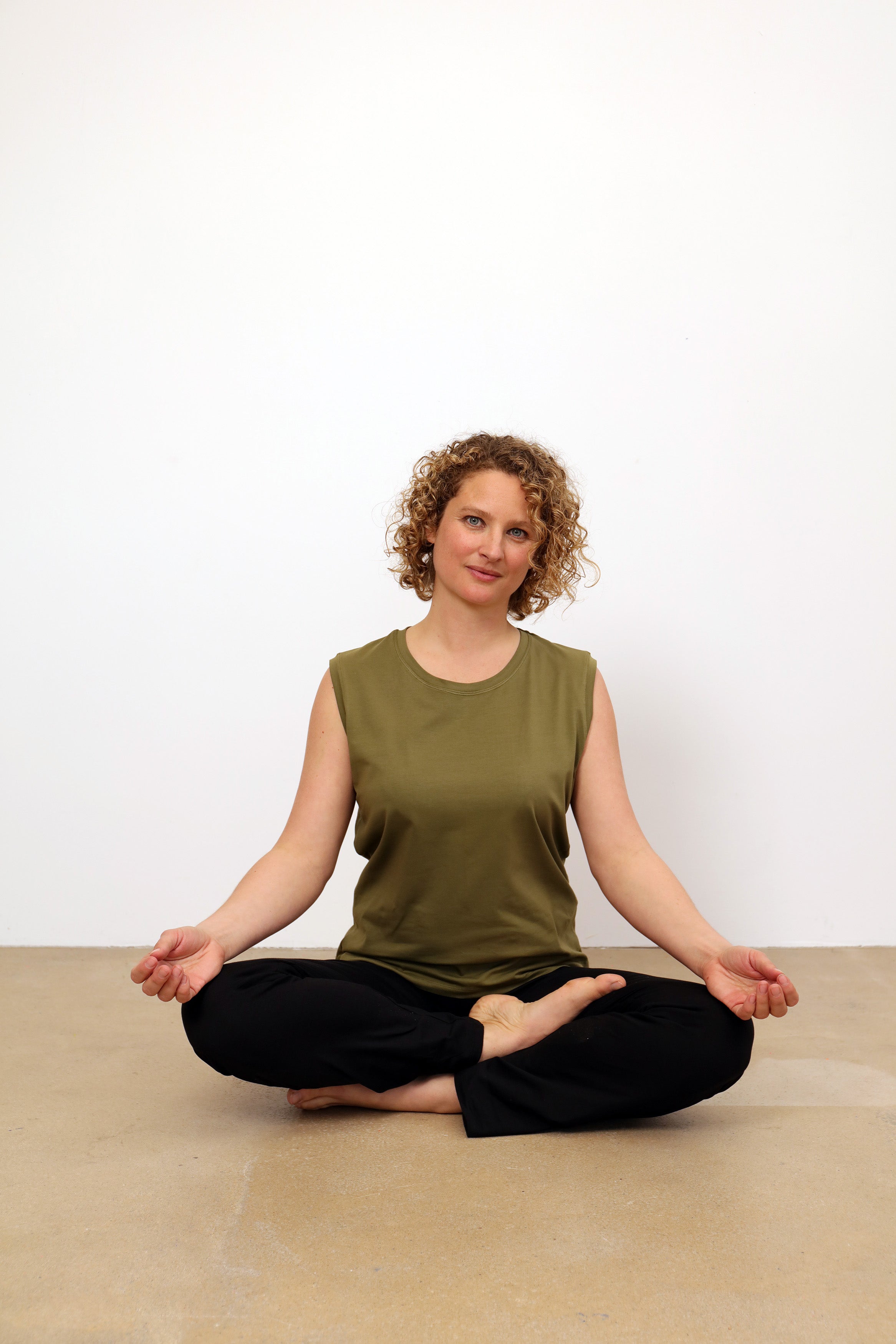 Maia Tank Top — Close-Fit Mercerized Organic Cotton Sleeveless Yoga Tank with Higher Neckline