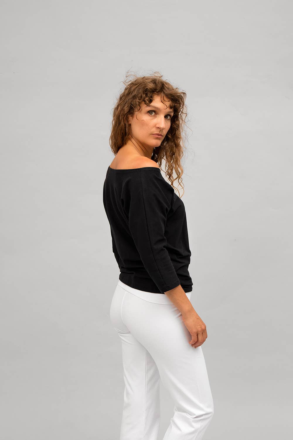 Siri Yoga Pullover — Organic Cotton Batwing Yoga Top with 3/4 Sleeves