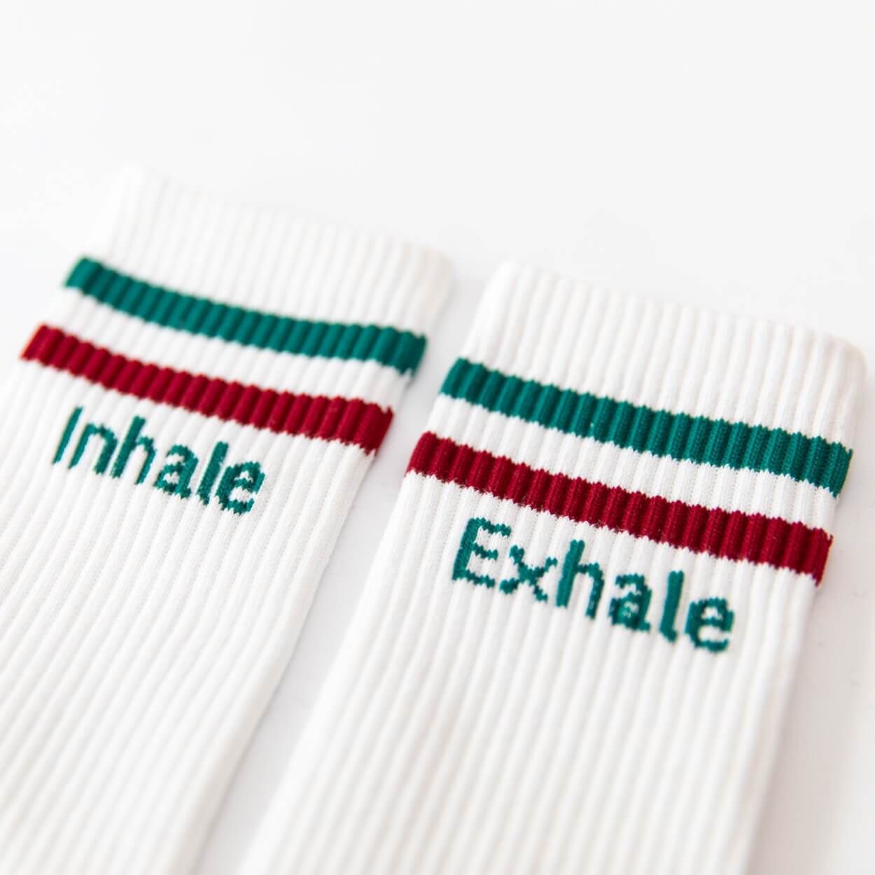 Socken mit Yoga-Motiv: Inhale Exhale | Namasté