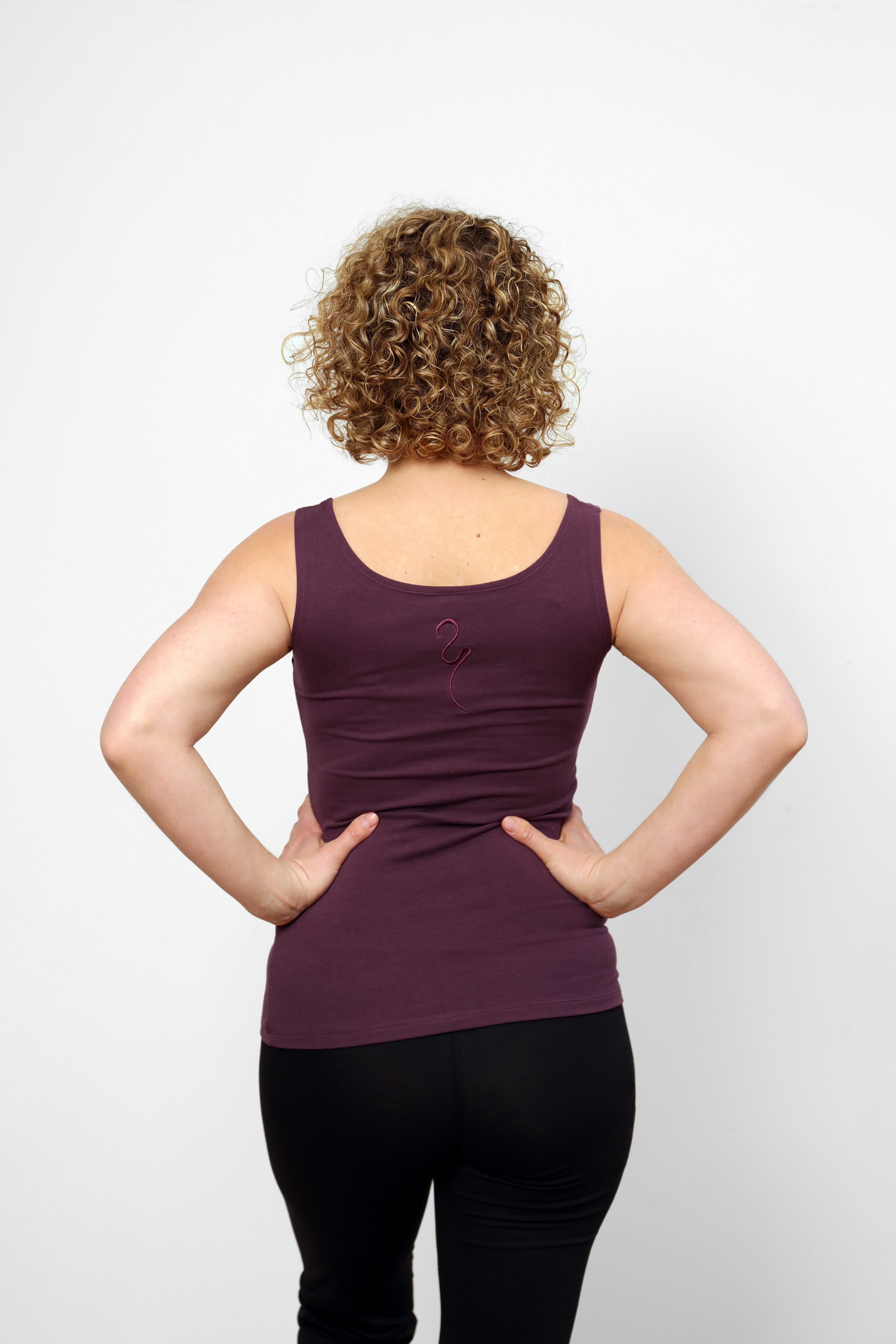 Sohang Yoga Top — Close-Fit Organic Cotton Longline Top