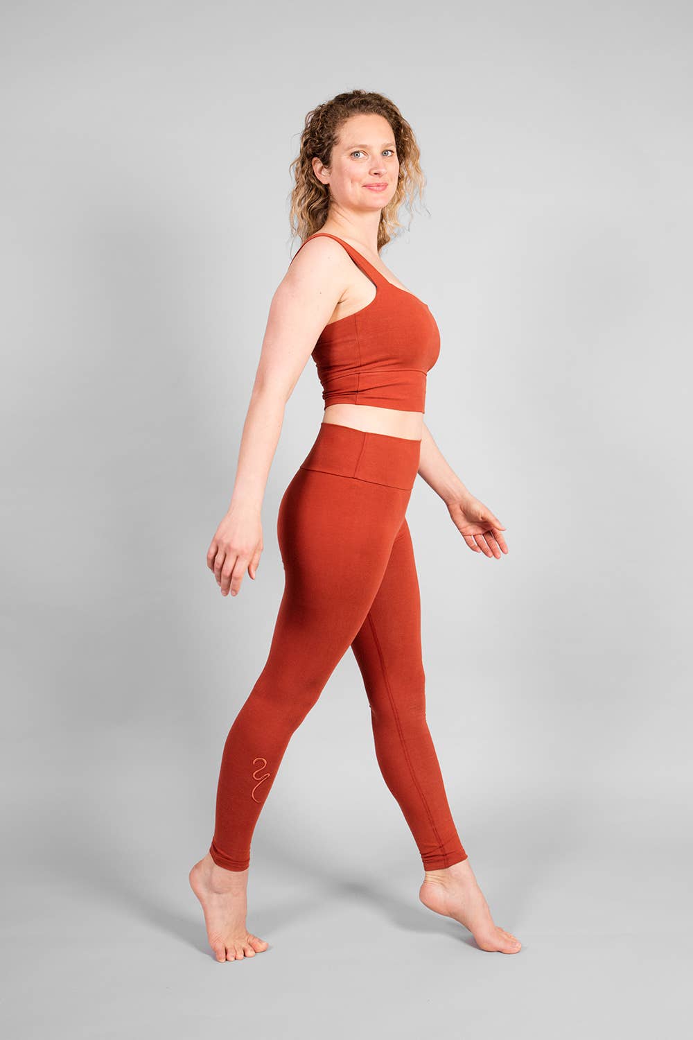 Vega Women's Yoga Leggings — Bamboo & Organic Cotton Close-Fit Yoga Leggings with Light Compression